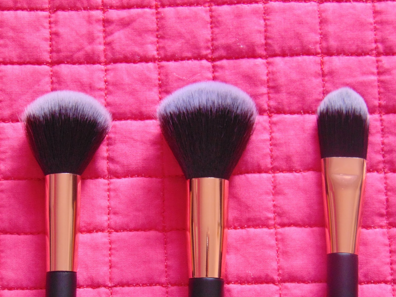TREND NOW Primark Essential Makeup Brush Set by Joana Pedro