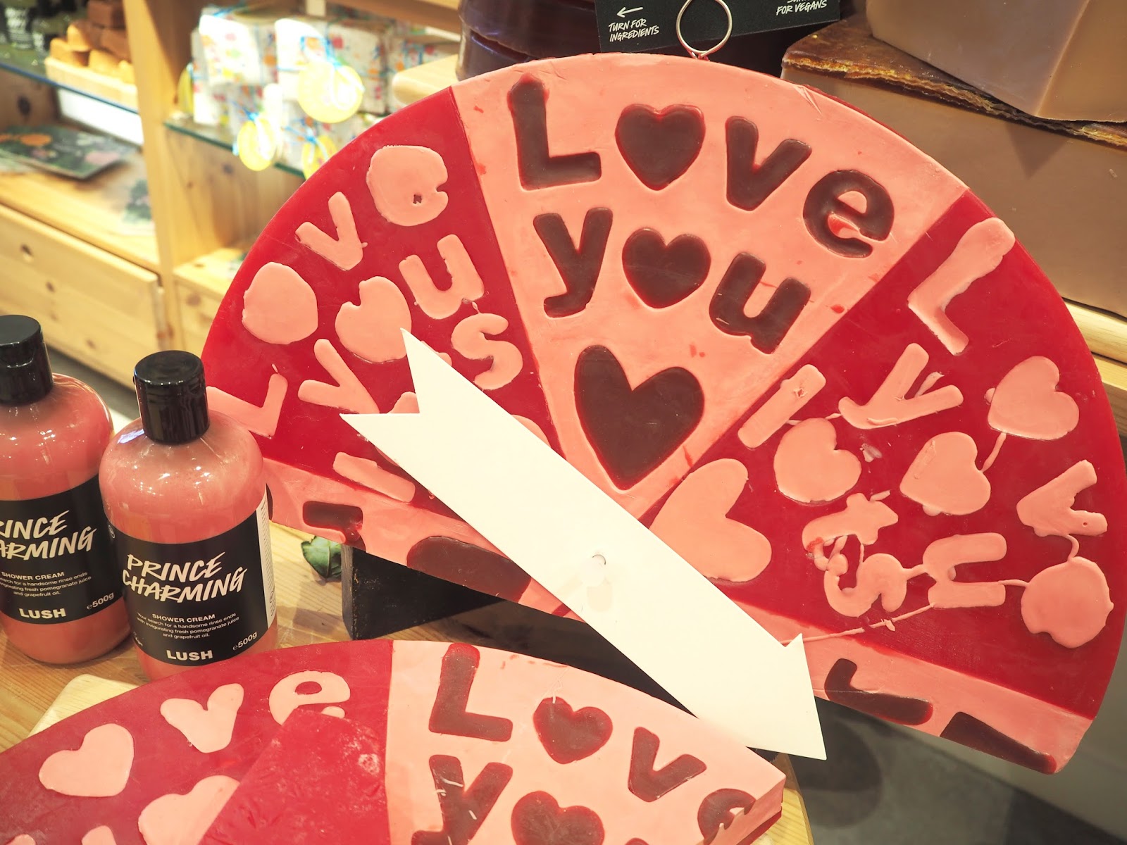 Lush Cosmetics Valentines 2017 Collection, Katie Kirk Loves, Lush Cosmetics UK, Lush 2017, Beauty Blogger, UK Blogger, Gifts For Her, Valentine's Day Gifts, Gift Ideas, Lush Review, Lush Gifts, Bath & Body Products, Blogger Review