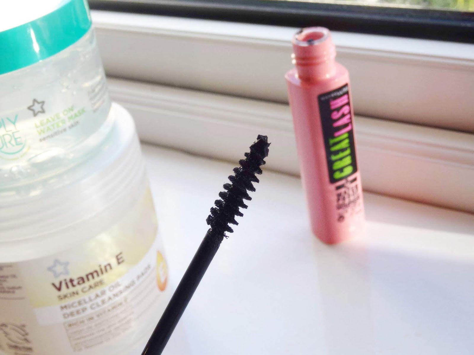 Maybelline Great Lash Mascara Wand and Review