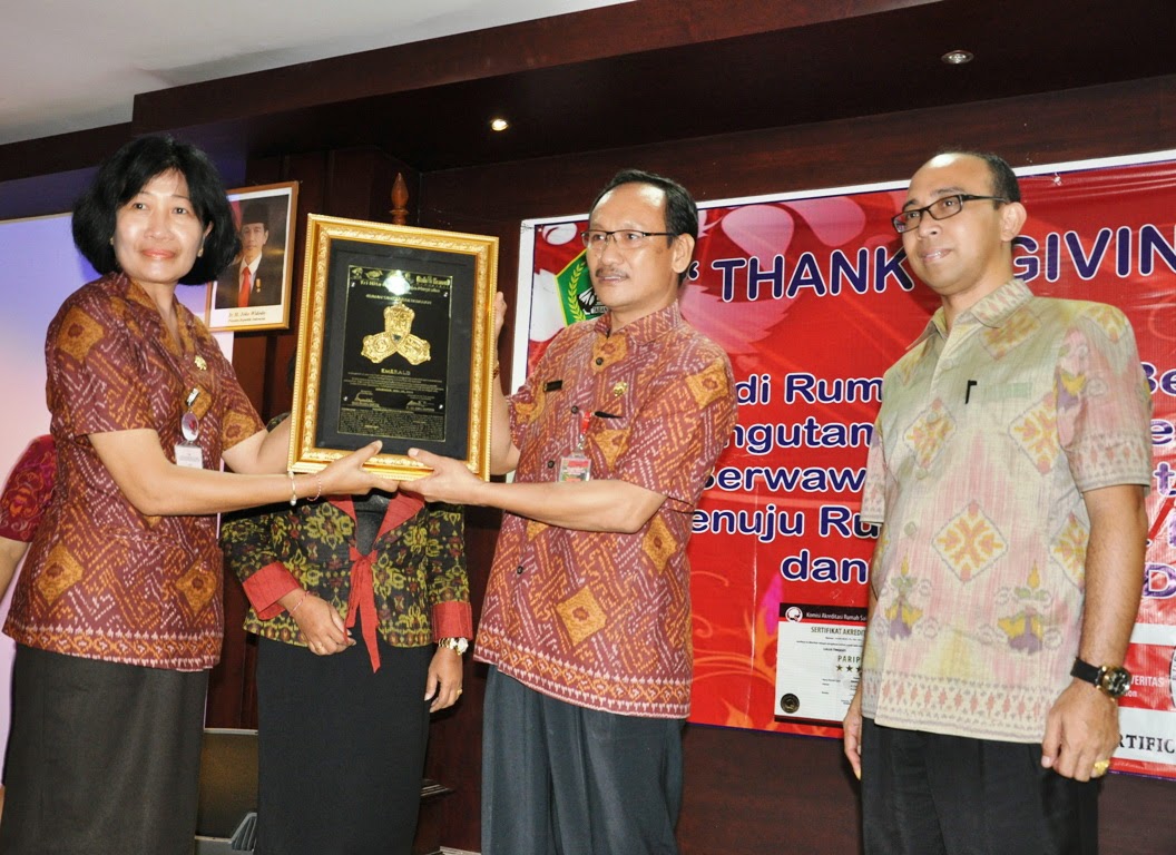 Badan RSUD Tabanan Raih Tri Hita Karana Award