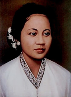 Biografi Singkat R.A Kartini | LES MUSIK TERBAIK