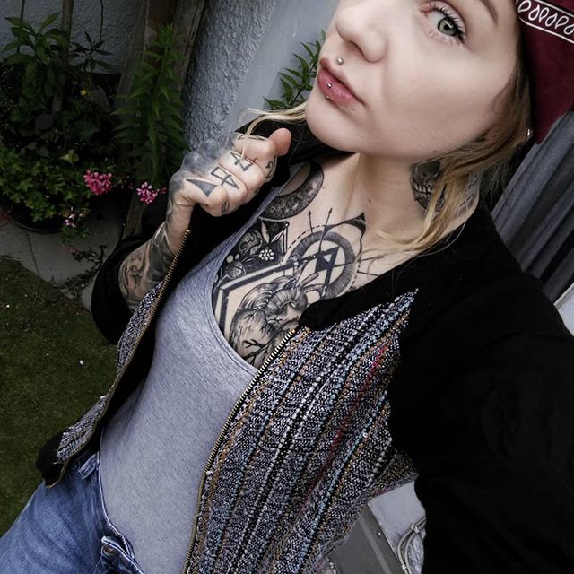 Kumpulan Foto Wanita Tatoan, Walau Bertato Tetap Cantik Dan Sexy Kumpulan Foto Wanita Tatoan, Walau Bertato Tetap Cantik Dan Sexy