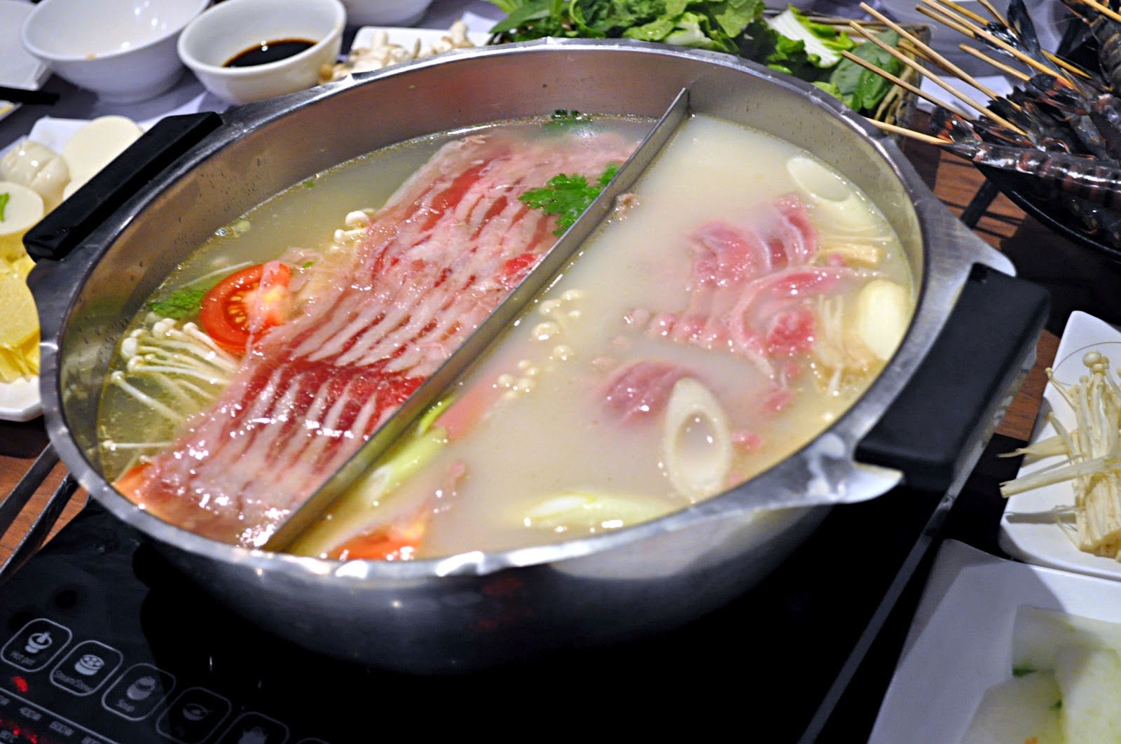 Creamfarfalle Crystal Jade XLB Buffet