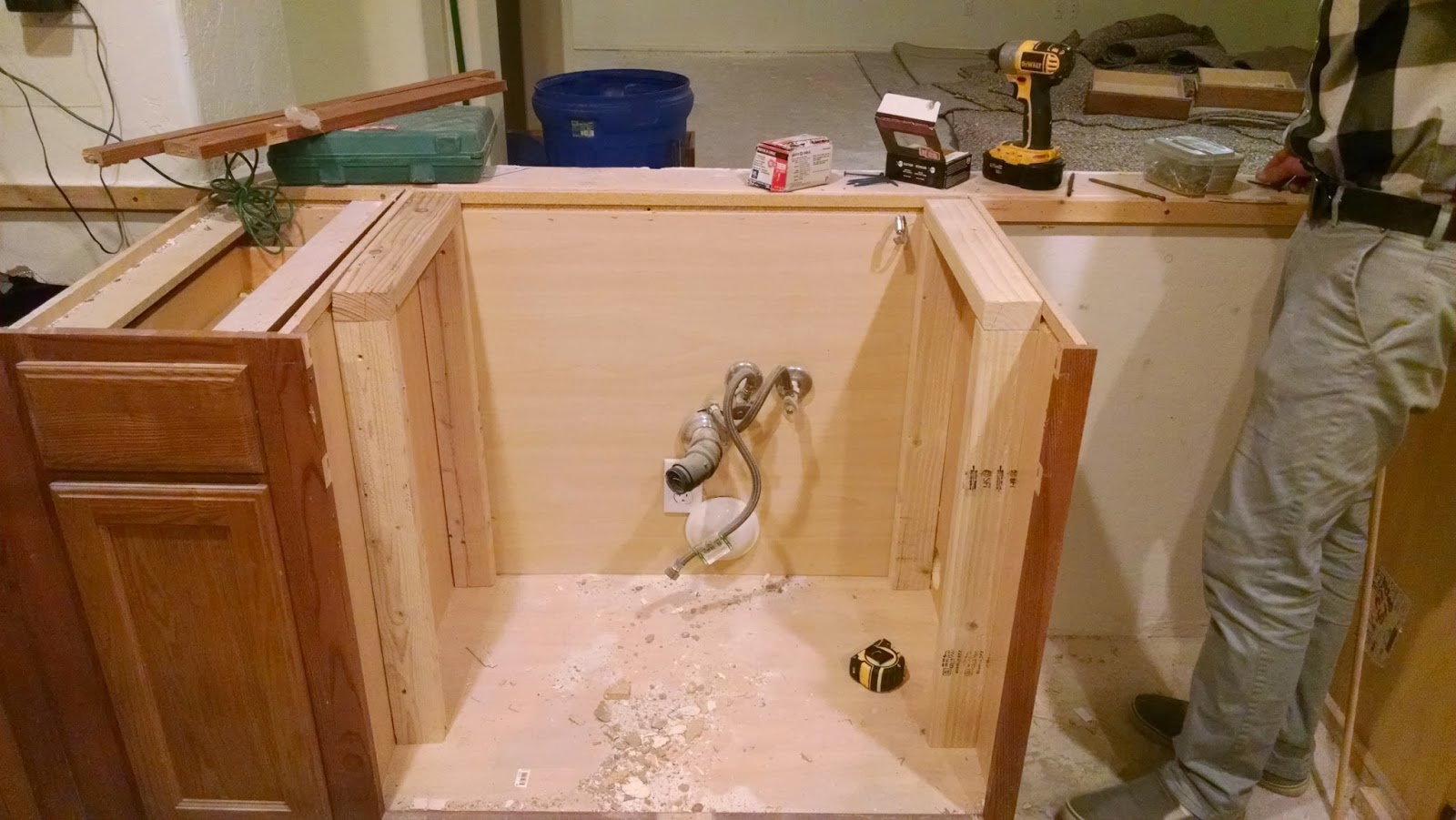 Modifying cabinet for a farmhouse sink online