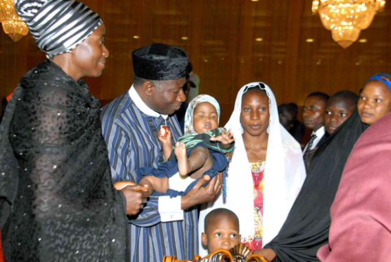 0 photos: GEJ spends Val day with widows & kids of soldiers killed in Boko haram attacks