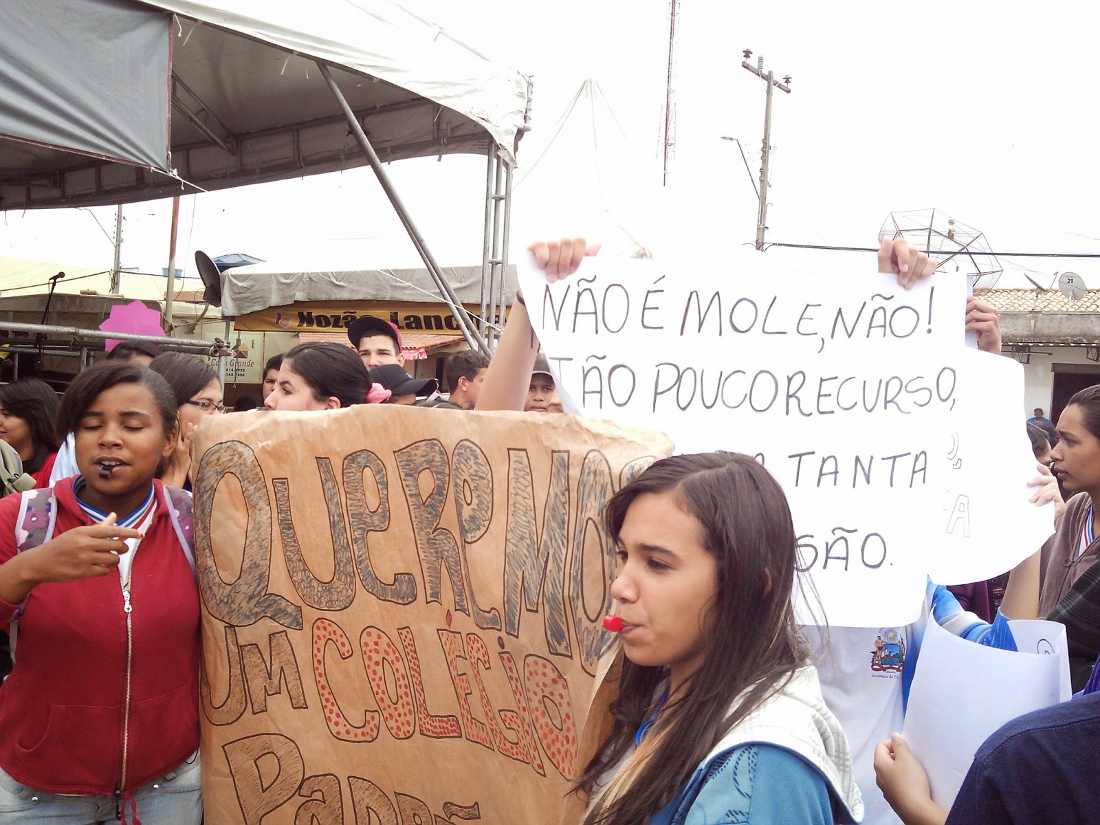 protestos em Belo Campo