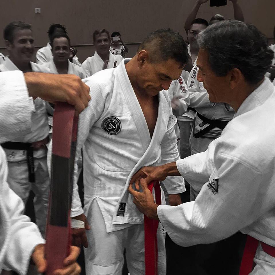 Dieta de Guerra JiuJitsu RICKSON GRACIE GRADUADO FAIXA VERMELHA DE JIUJÍTSU