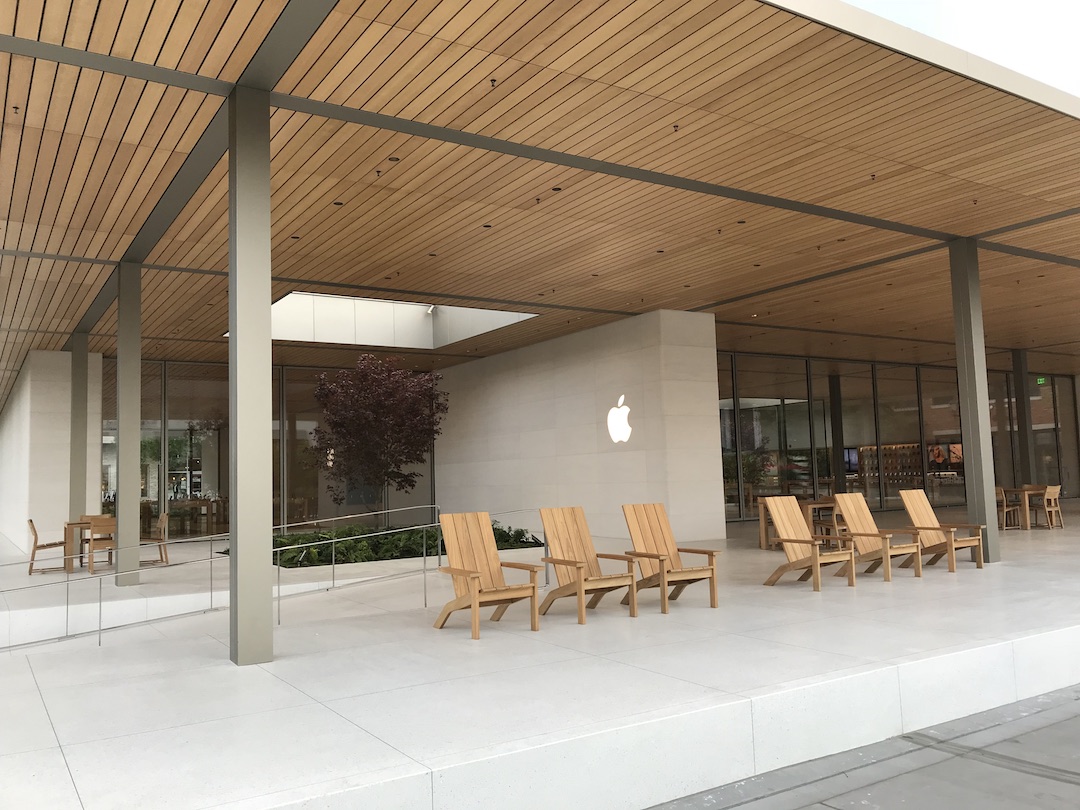 Art Contrarian Example of New Apple Store Architecture
