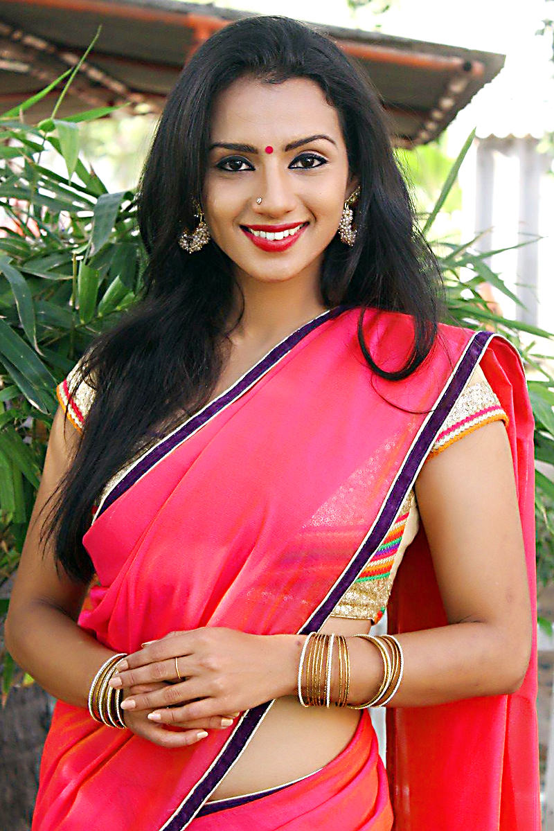 Actress Sruthi Hariharan Lovely Stills  612748  Galleries  HD Images
