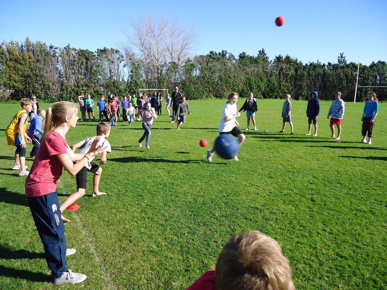 Room 11 Oakura School Running The Gauntlet