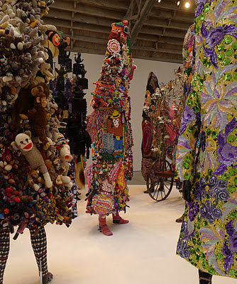 painting box: NICK CAVE AND THE SPIRIT OF COSTUME