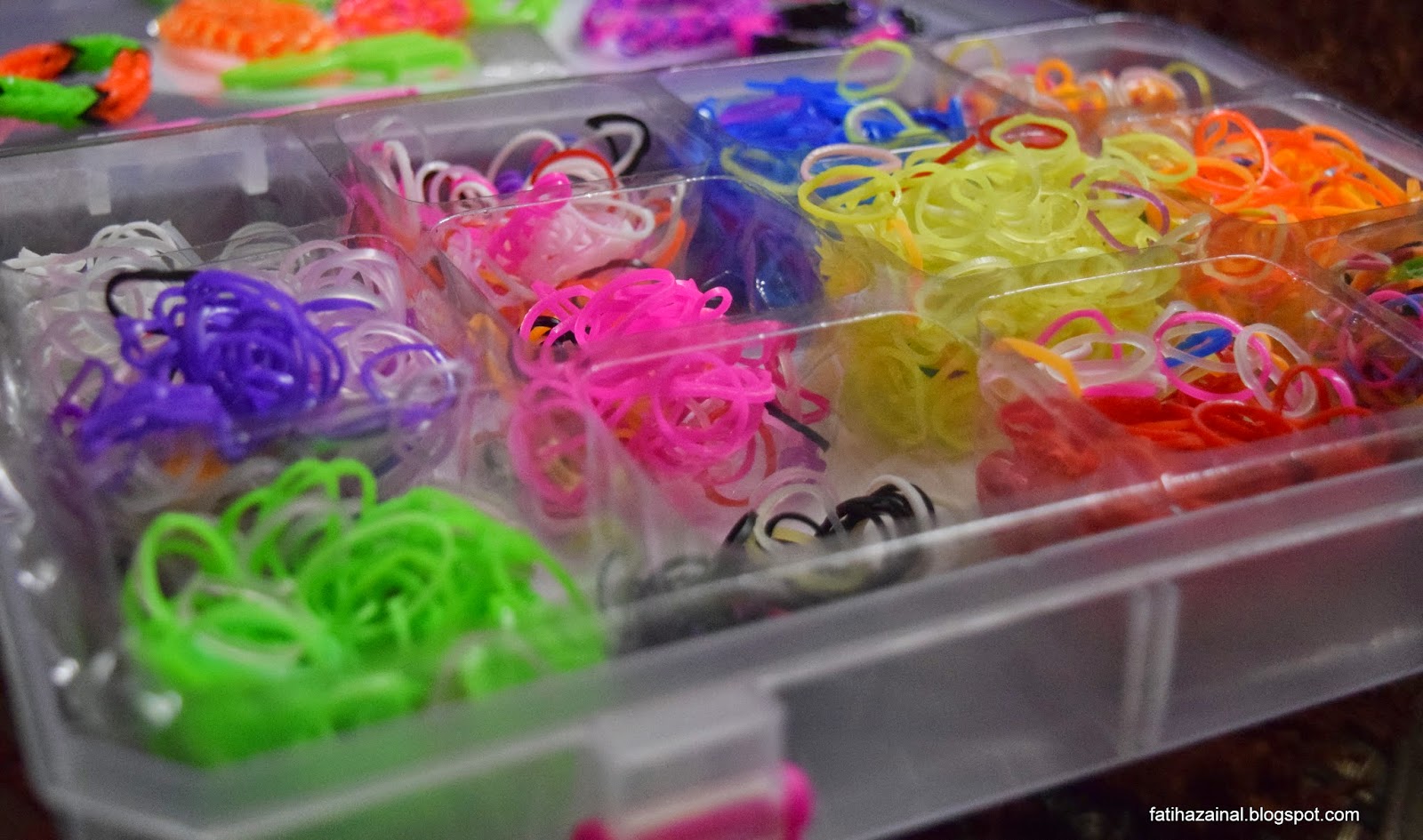 Looms Band? Fatiha Zainal