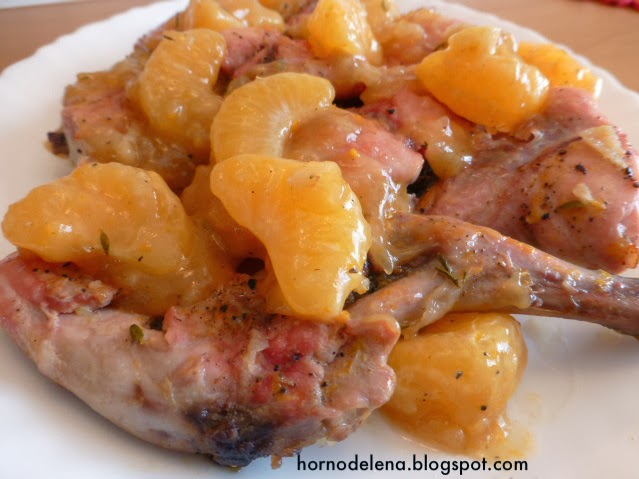 conejo asado con mandarinas