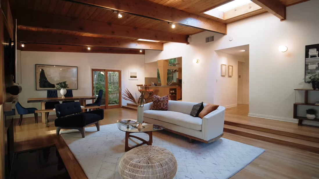 20 Interior Design Photos vs. Hollywood Hills Luxury Home Tour