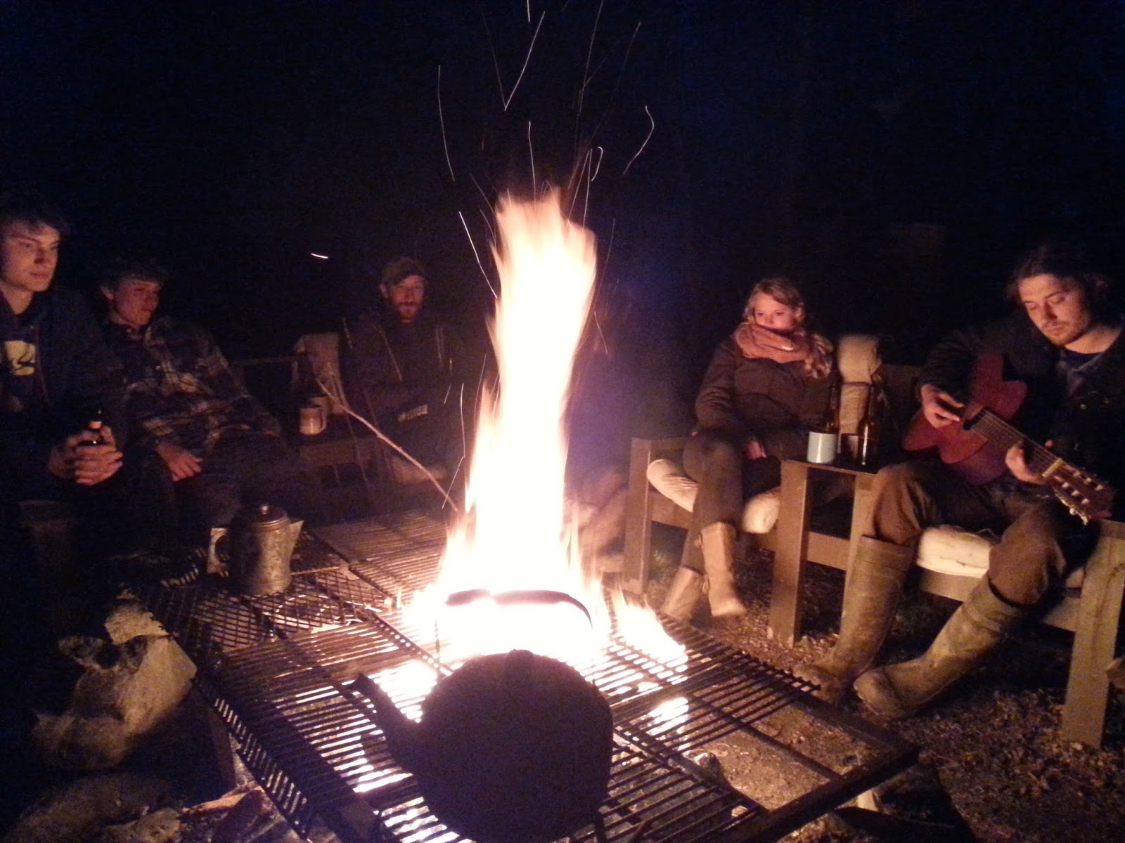 178 Tage Kanada Lagerfeuer / Kanufahren, der Alltag hier 178 Tage Kanada Lagerfeuer / Kanufahren, der Alltag hier