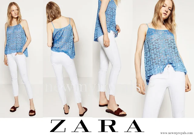 Princess Madeleine wore ZARA Mid Rise Jeans