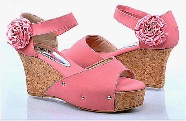 Model Sepatu Wanita Wedges Terbaru 2014