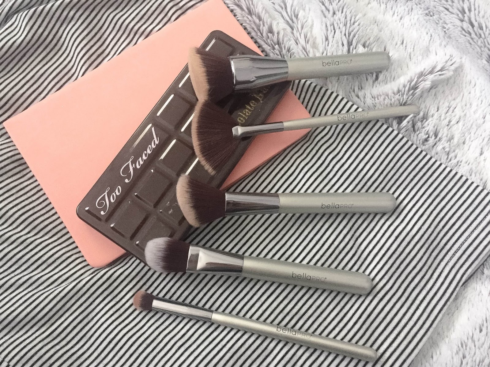 Review Bella Pro contour brush set Della Loves Nutella ♥