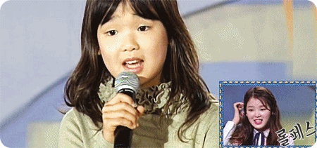 10년전 자신을 보는 소녀.gif | 인스티즈