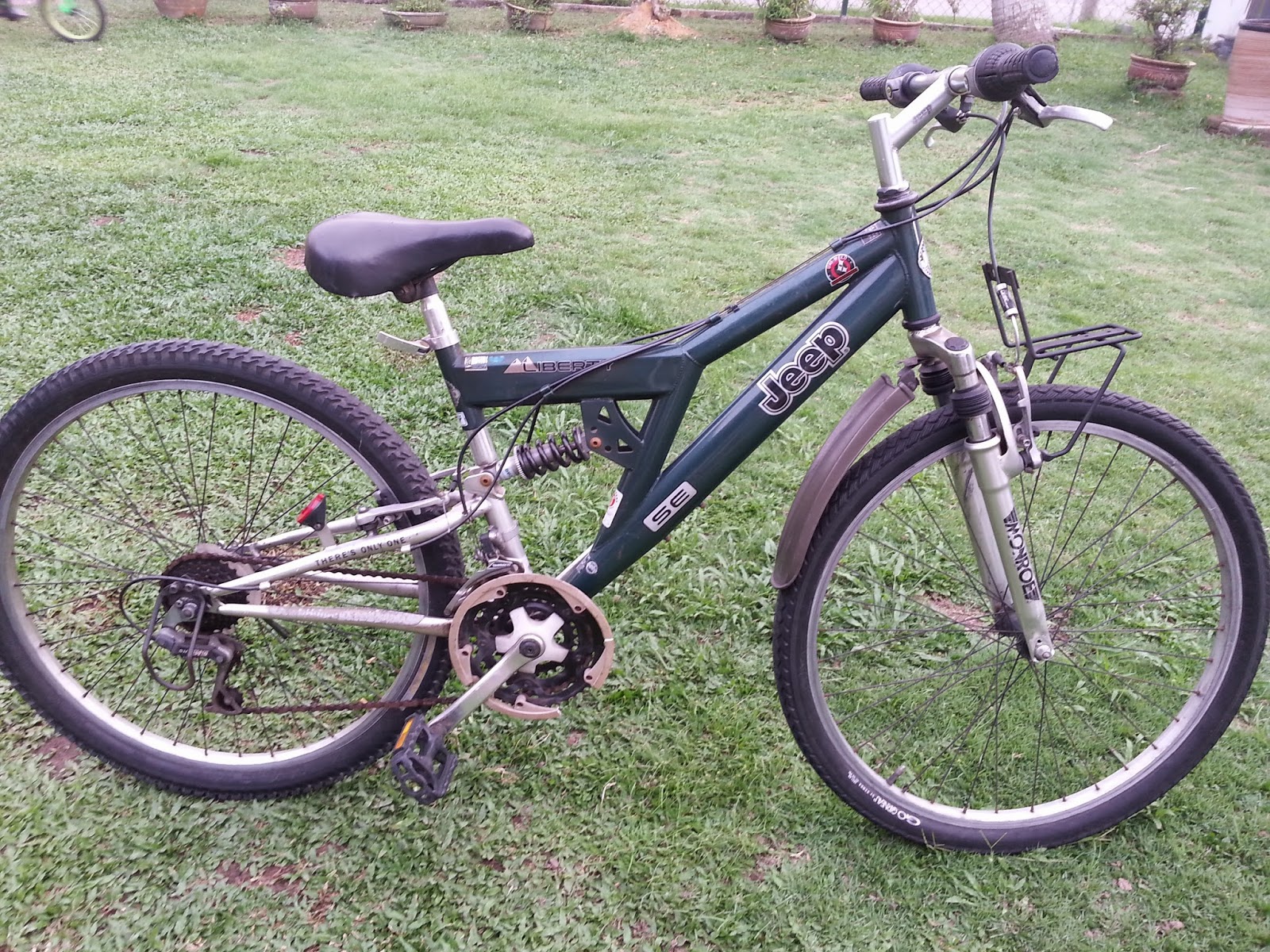 The Right Bike Store 26"/18 Speed Imported Used Mountain Bicycle from