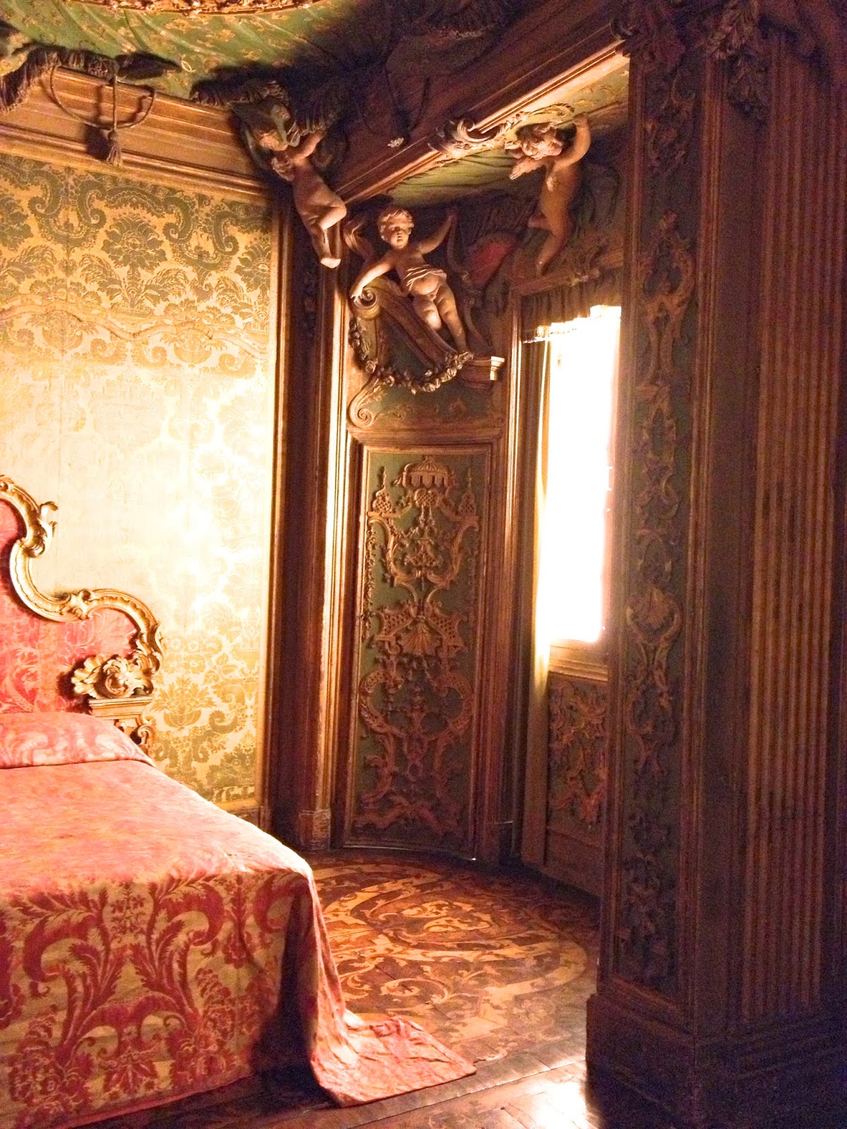 Leatherwood Design Co Bedroom, circa 1718