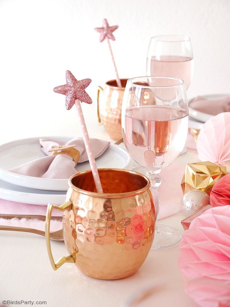 My Pink & Copper Christmas Party - easy styling, decor and table top party ideas for a girly millennial blush pink and metallic holiday tablescape! by BIrdsParty;com @birdsparty #pinkcopper #pinkchristmas #millennialpink #pinkholidaytable #pinktablescape #pinkcoppertable #pinkchristmastable