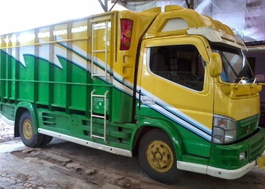 karoseri dump truk jawa timur-kuning hijau
