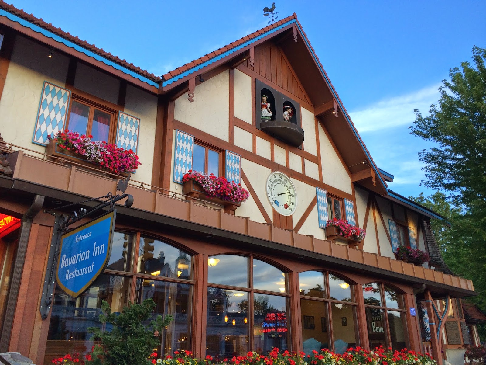 east-meets-west-veg-vegan-food-options-in-beautiful-frankenmuth-michigan