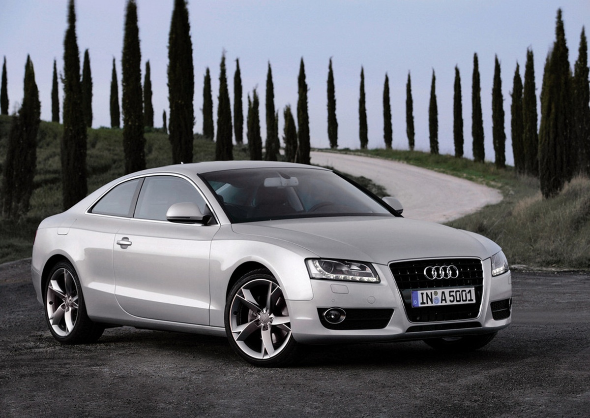 Automotive Area: 2011 Audi A5 Coupe