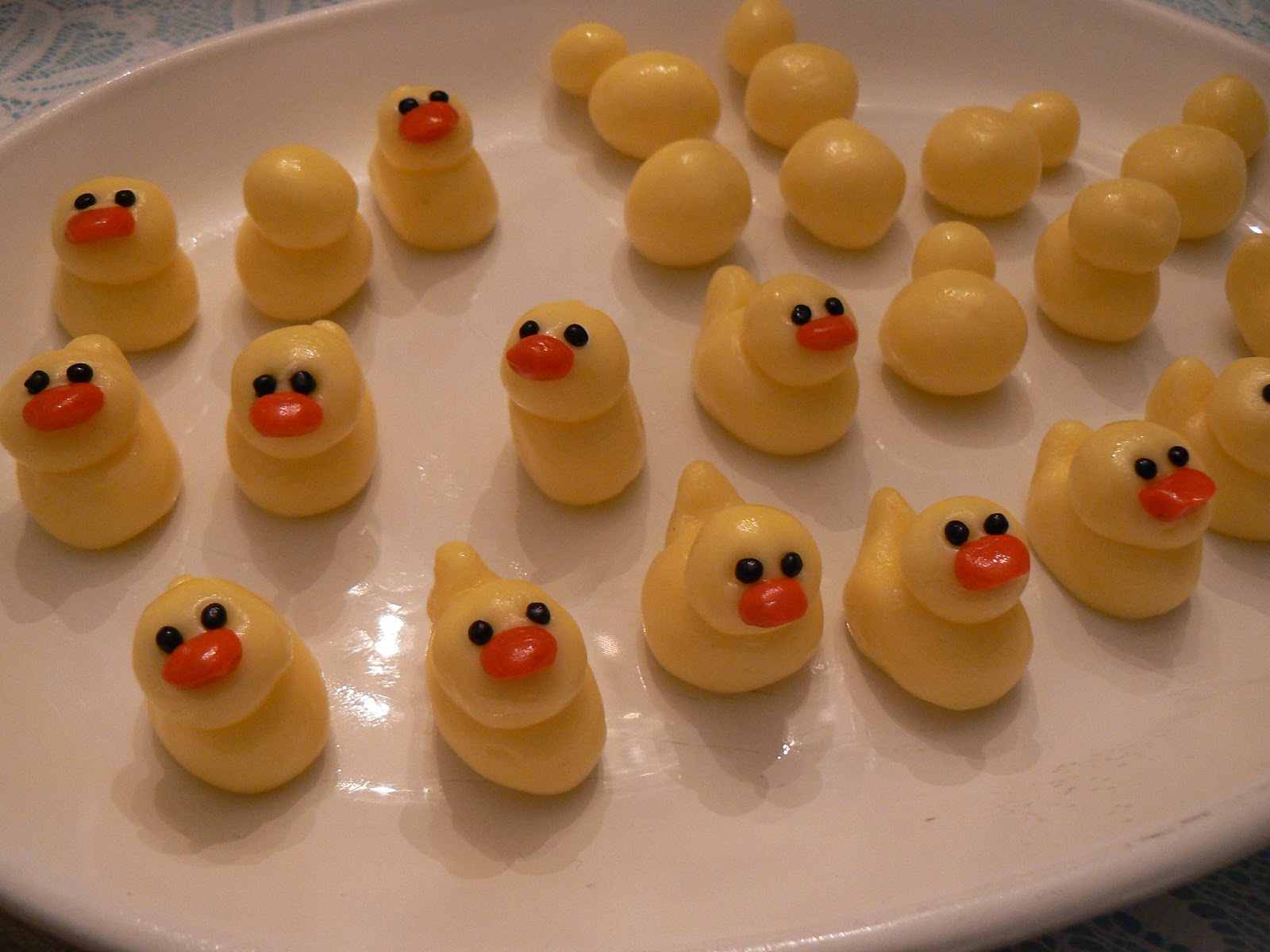 Cottage Hann~Me~Downs: Rubber Ducky!