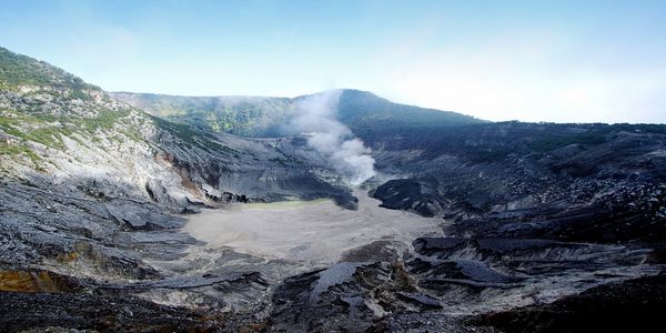 Cerita Gunung Tangkuban Perahu Bahasa Jawa