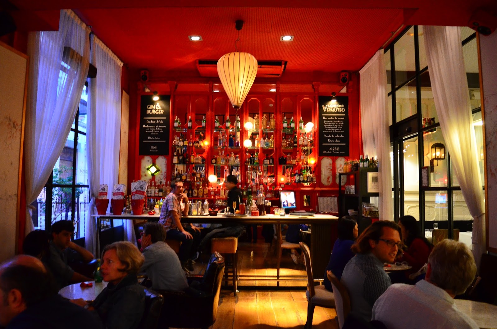 Hedofoodia Bar Rosso, Barcelone