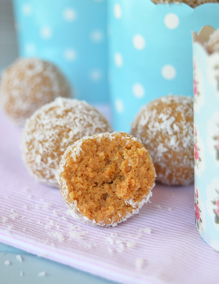 Trufas de coco y dulce de leche / Recetas dulces, fáciles y ricas Trufas de coco y dulce de leche / Recetas dulces, fáciles y ricas