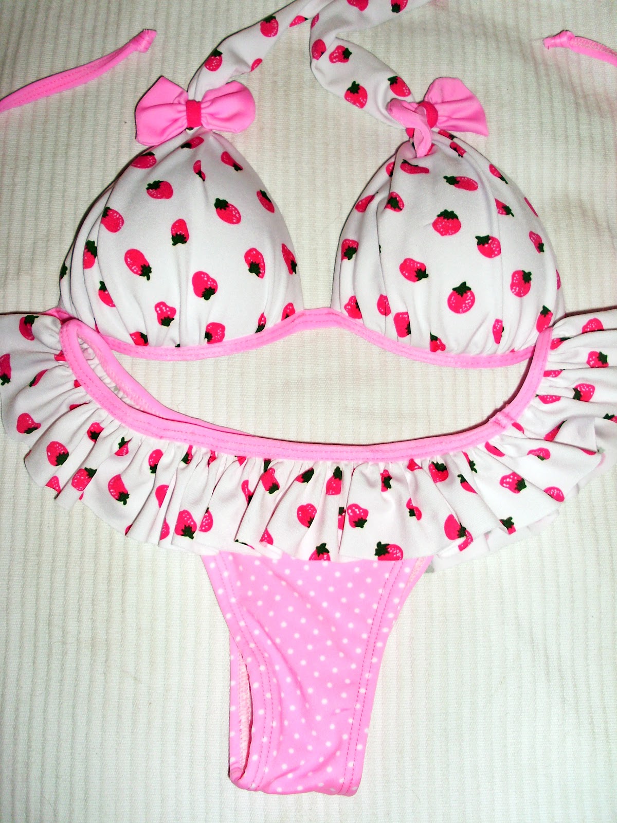 Perdidas nos sonhos... Ideias de biquinis para o verão