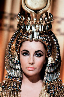 http://2.bp.blogspot.com/-SXo-vXFLdx0/T_Aa3ezxgHI/AAAAAAAABU4/fFiX0WAJyMQ/s640/Cleopatra-1963-elizabeth-taylor-16282207-1196-1800.jpeg