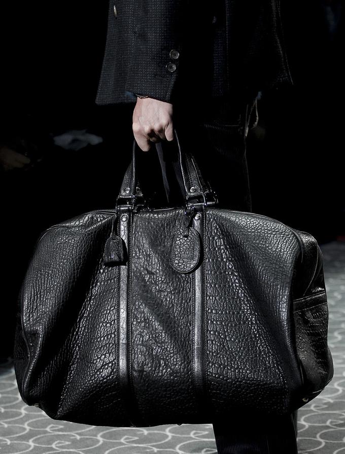 Fashion & Lifestyle: Gucci Men&#39;s Bags Fall 2011