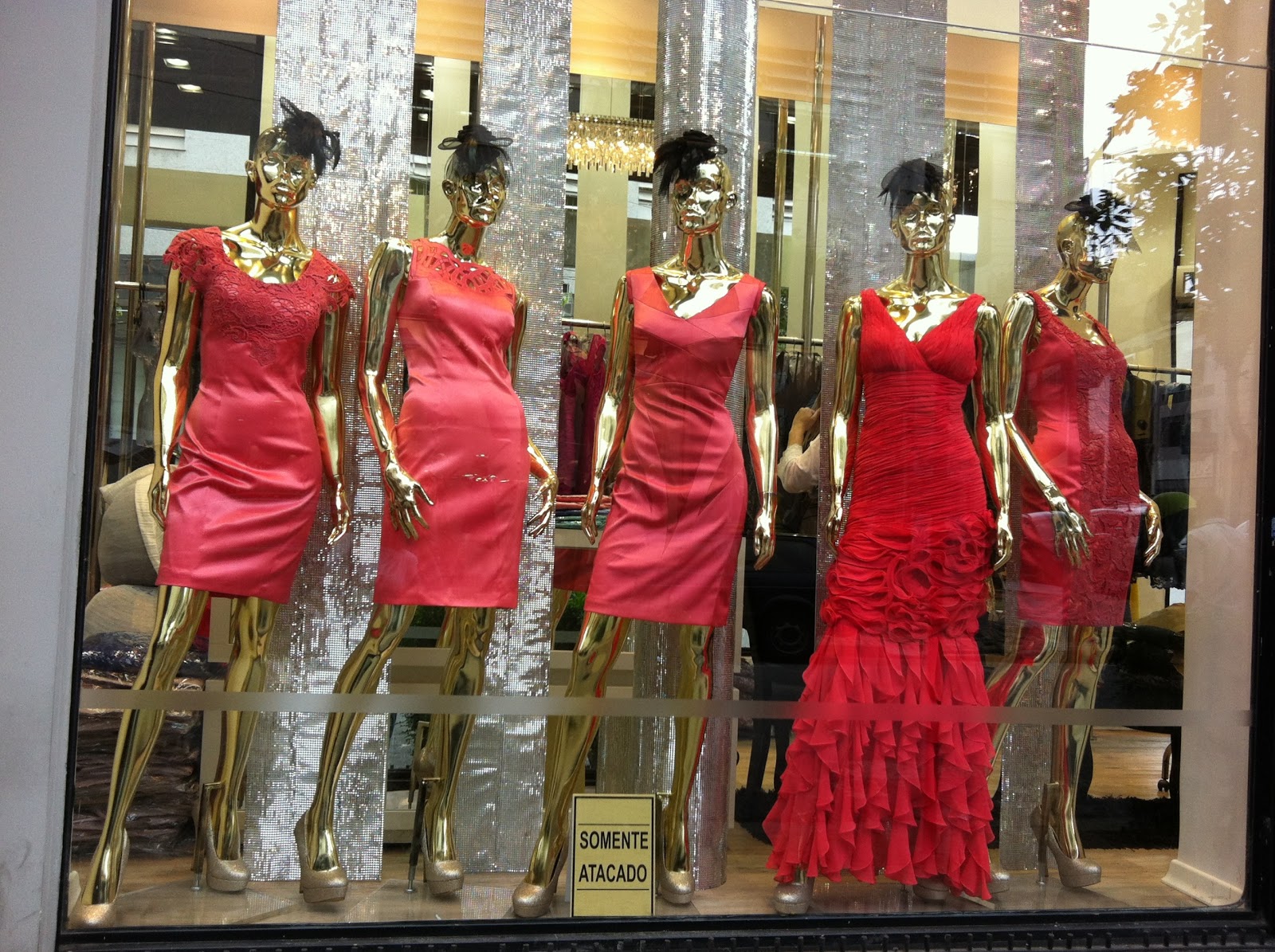 Idéias de Enfeites de Natal para Vitrines de Lojas Del Idéias de Enfeites de Natal para Vitrines de Lojas Del