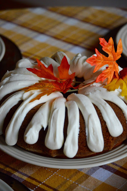 How To Frost A Bundt Cake With Canned Frosting How To Frost A Bundt Cake With Canned Frosting