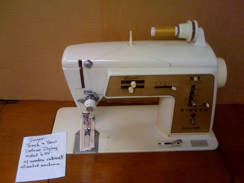 Singer Sewing Machine for sale at Threadfest! FiftyForward Knowles