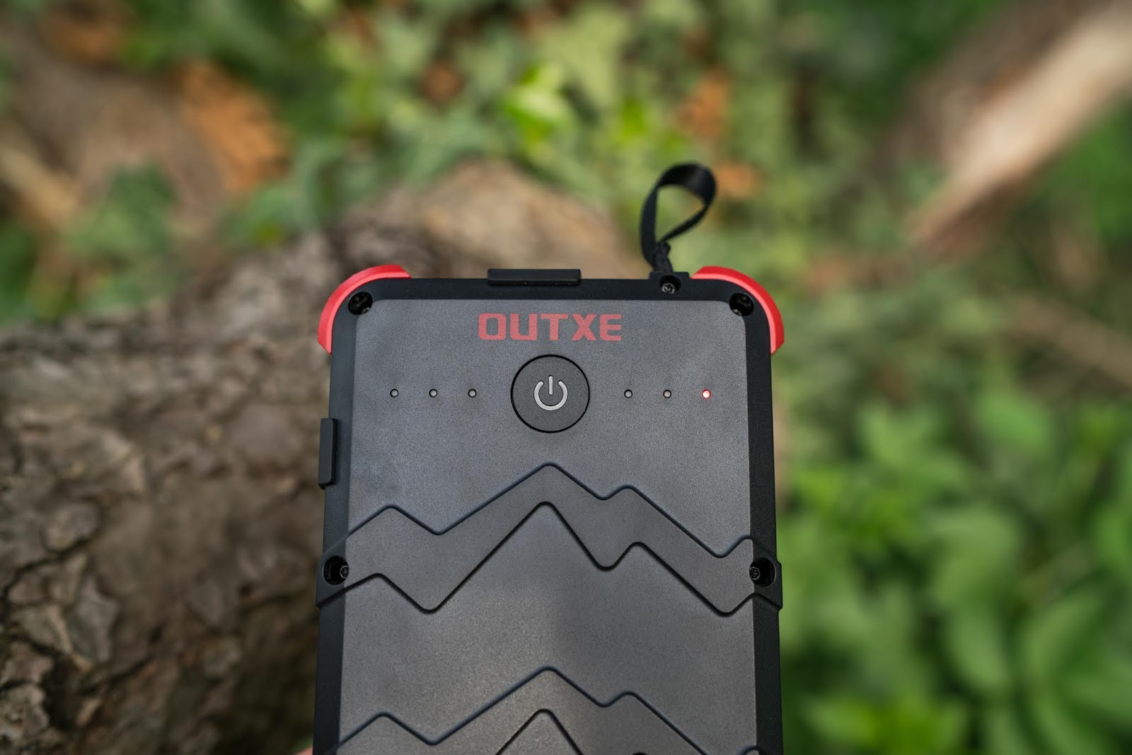 OUTXE 20000mAh Solar Powerbank 4A Dual Input Energie für unterwegs
