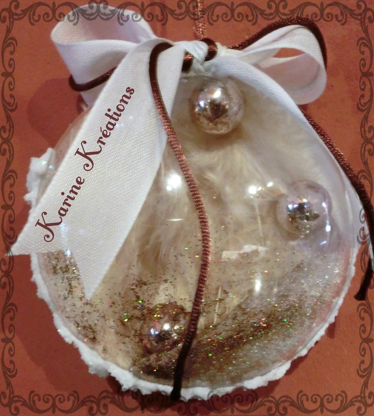 KARINE KREATIONS : boule de noël et plumes