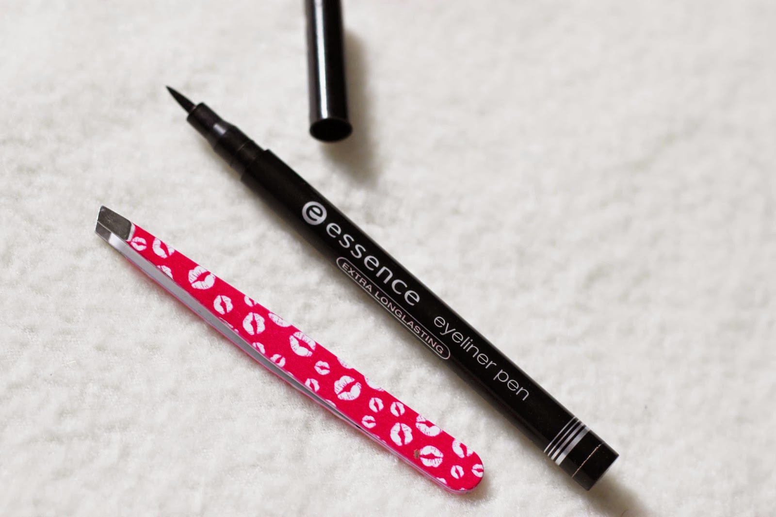 3 snelle makeup trucjes Gebroken lipstick, uitgedroogde eyeliner