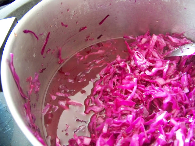 Red Cabbage cooking