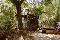 Tashkent, topchan in vegetation (2001) › More photos in Tashkent ! Uzbekistan, Tashkent, topchan, © L. Gigout, 2001