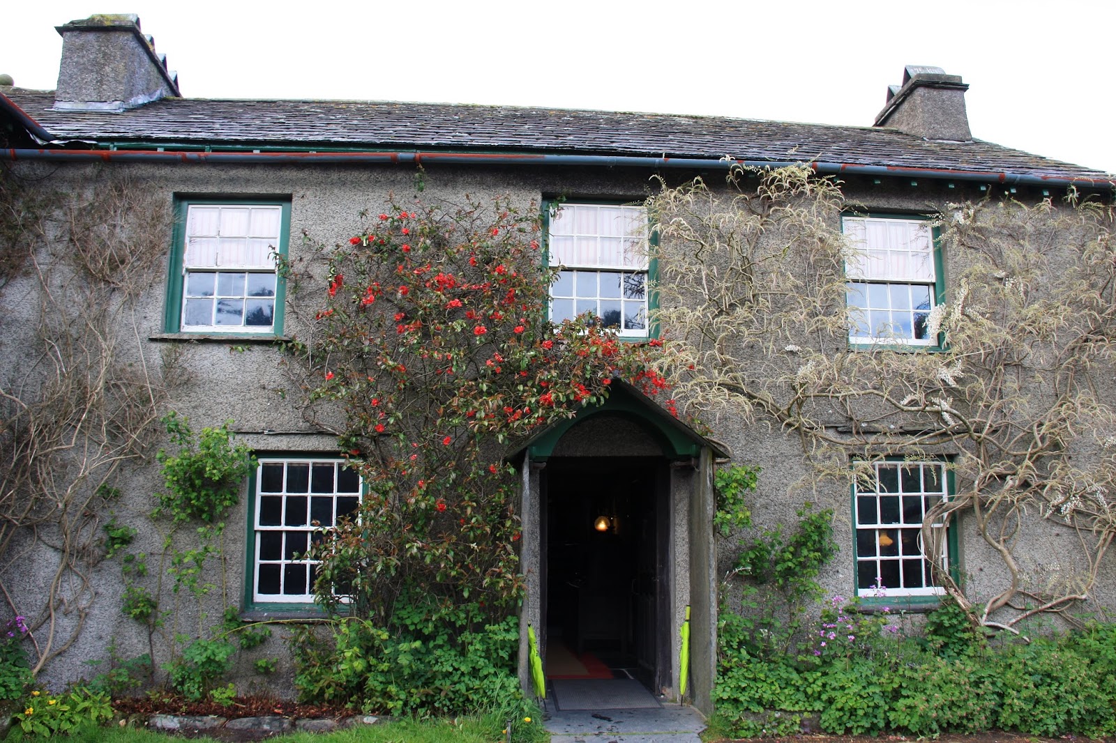Wonderful Life Farm Touring Hill Top (Beatrix Potter's House) and