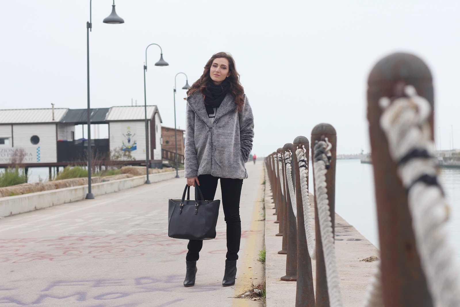 fashion style look trend outfit ootd vogue glamour girl love italian blogger pescara sammydress ears faux fur zara bag black boots hm maison martin margiela transparent heels shoes