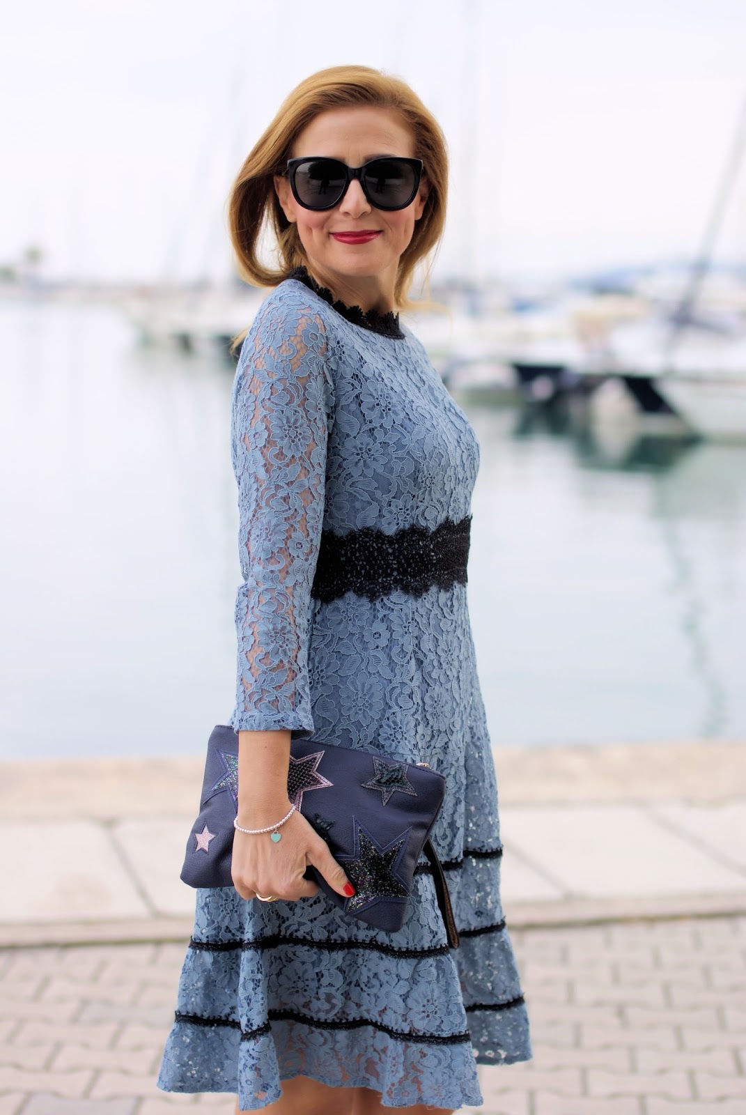 Fall trends: lace is a fashion must have, Metisu lace dress on Fashion and Cookies fashion blog, fashion blogger style