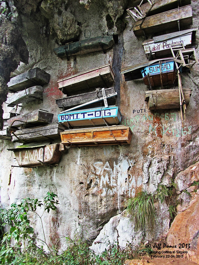 Bisayang Manlalakbay around the Philippines Famous Sagada Hanging