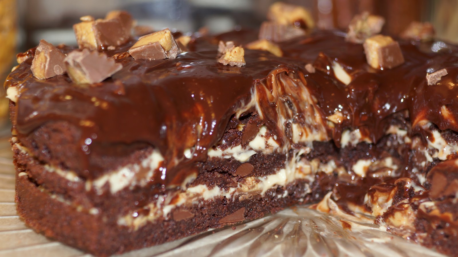 Raising Leafs: Tasty Tuesday: Peanut Butter Brownie Torte