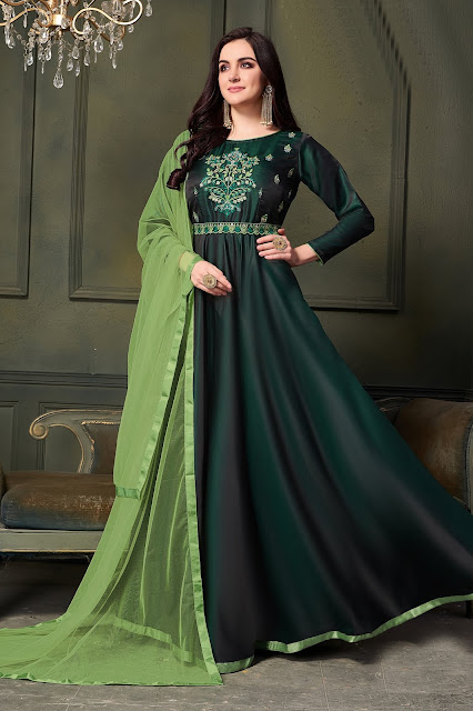 Latest Anarkali Salwar Suit On Pavitraa